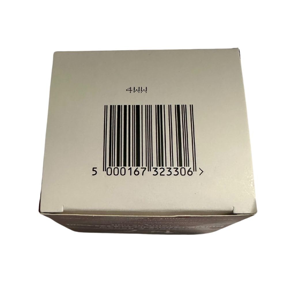 Boots No7 jar with small spatula illustrating hygienic application