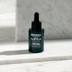 Brickell Men’s Products label highlighting hyaluronic acid peptides and aloe benefits