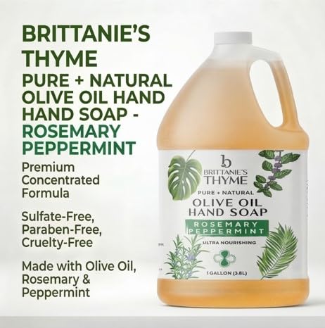 Brittanie's close-up label listing organic oils and no synthetic additives benefit