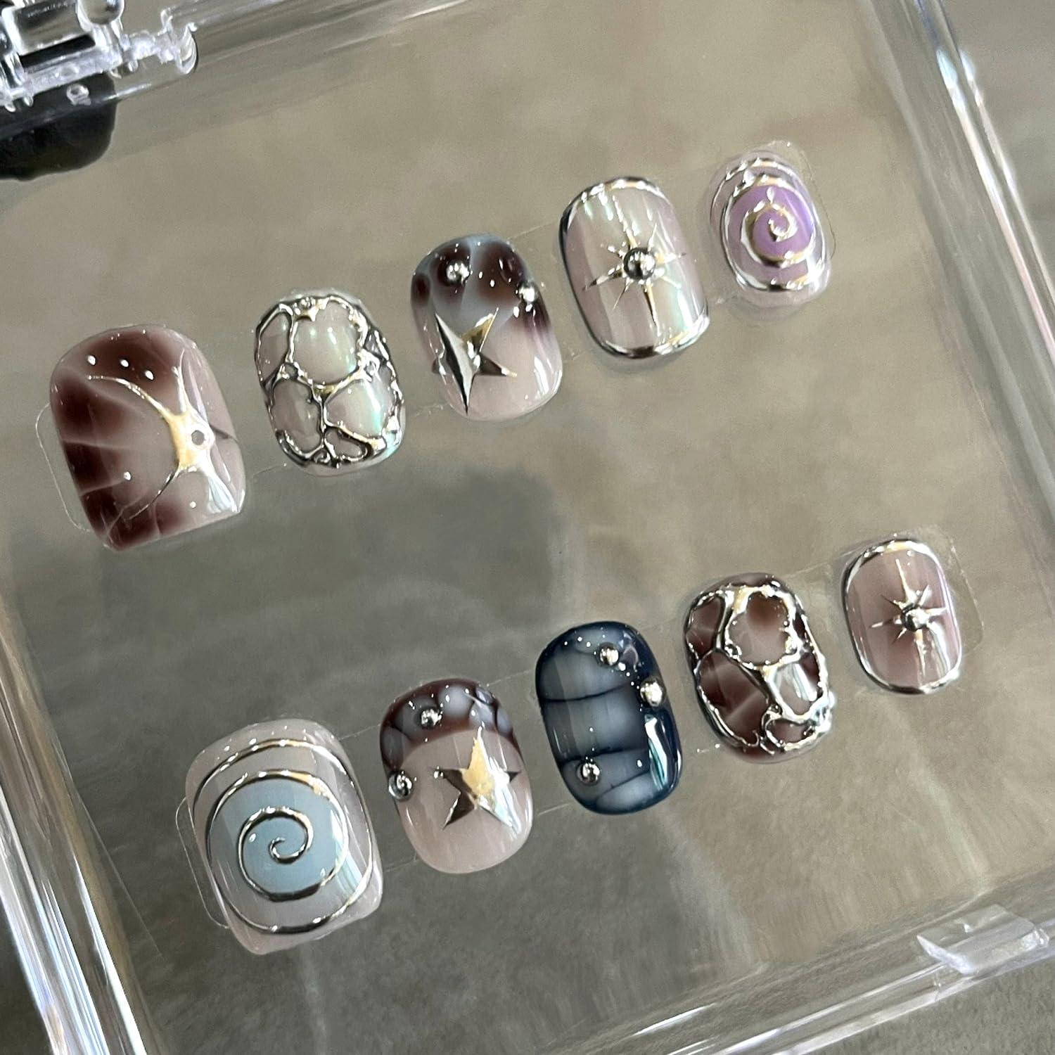 BSBTBZ front packaging showing 24-piece press-on nail set and style variety
