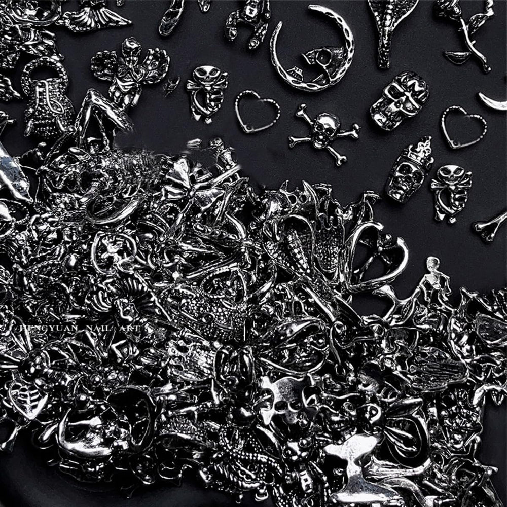 BUNLVDI 3D charm applied to acrylic tip demonstrating wearable depth