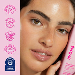 BYOMA hand applying gel-cream demonstrating lightweight hydration