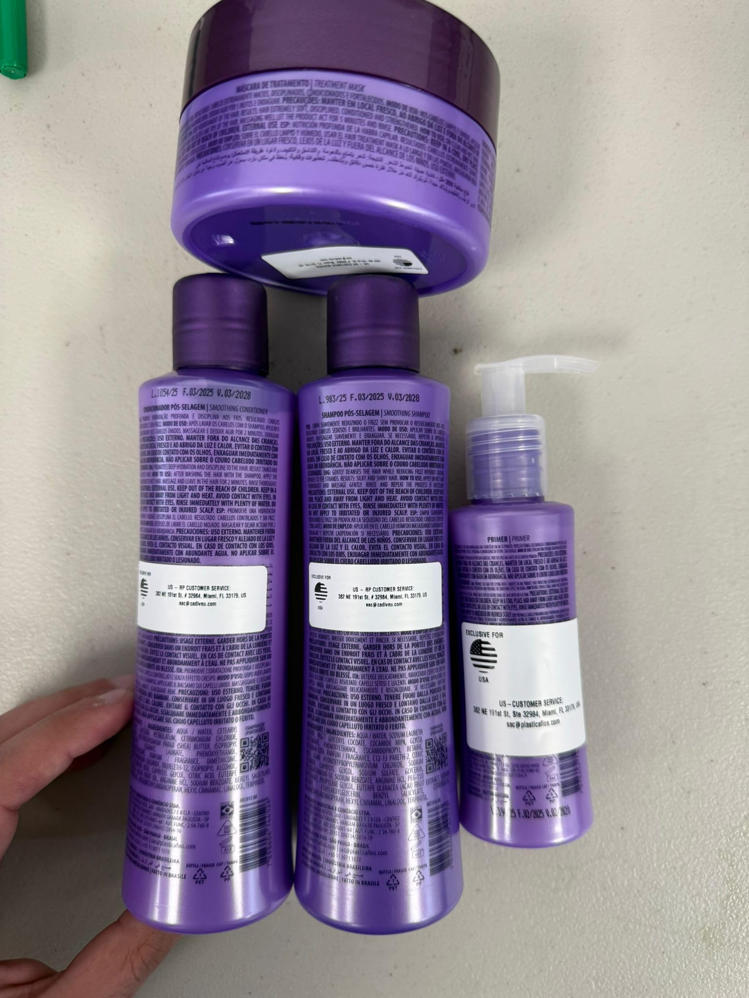CADIVEU shampoo bottle close-up highlighting label and gentle cleansing benefit