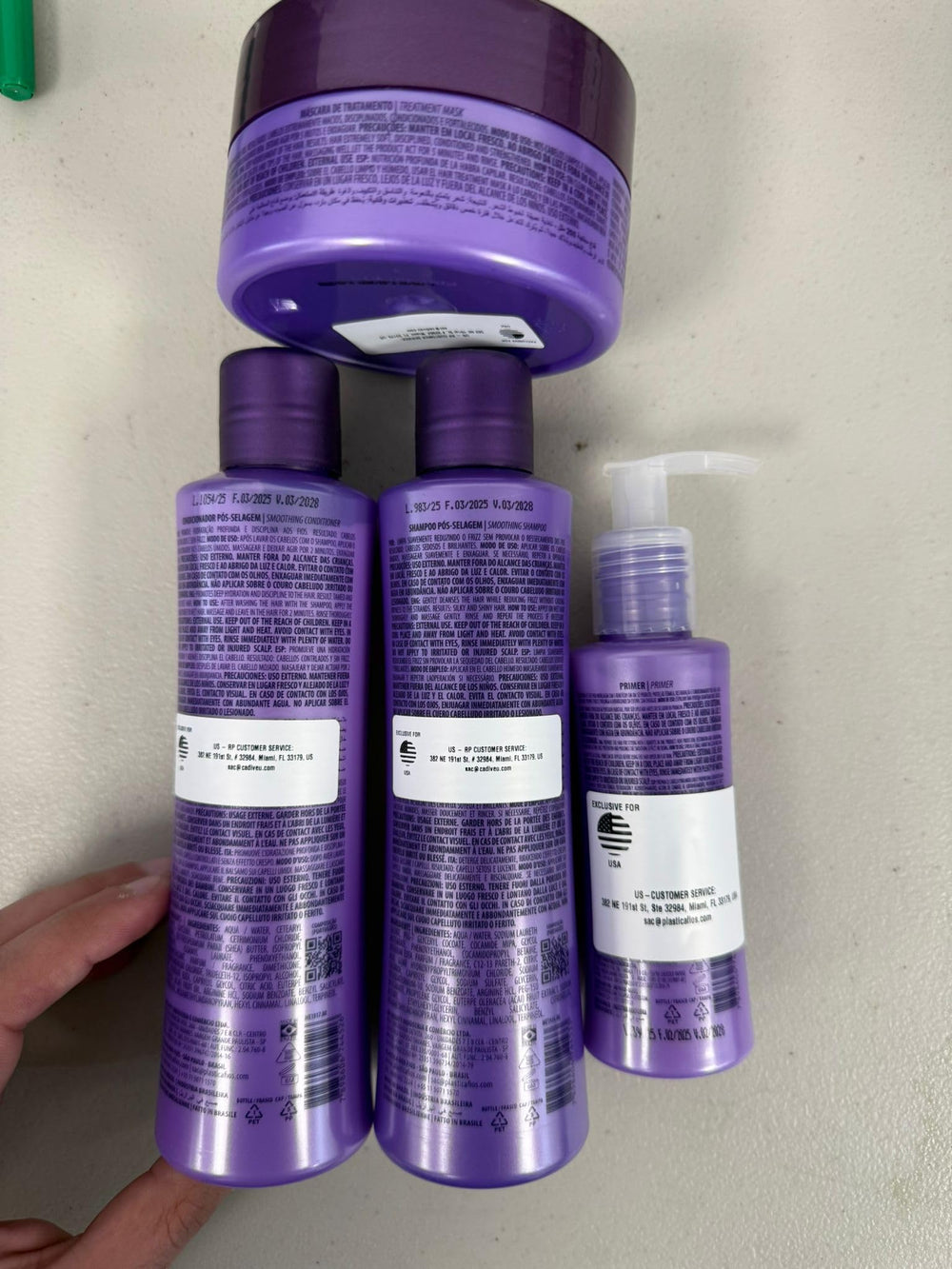 CADIVEU shampoo bottle close-up highlighting label and gentle cleansing benefit