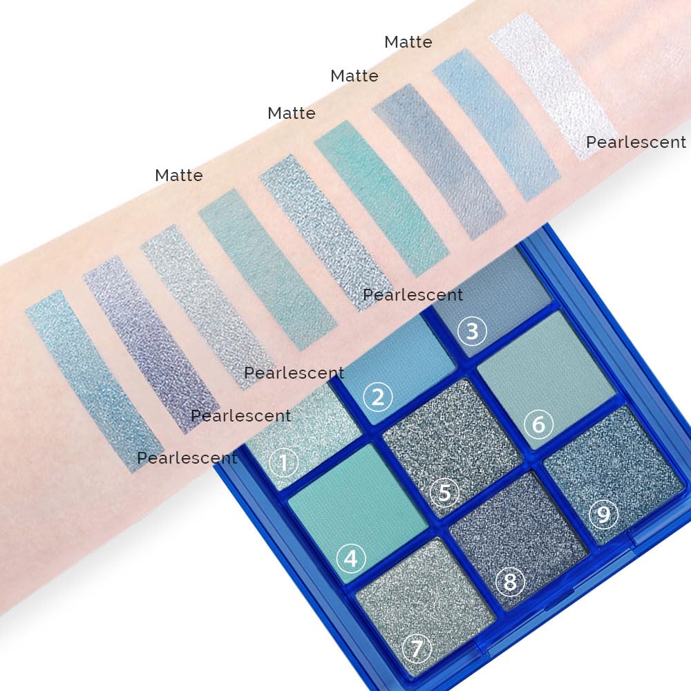 CAKAILA lid application makeup in use demonstrating long-lasting color benefit