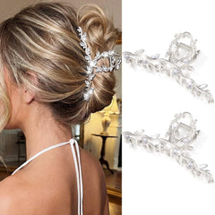 CAKURE front view of silver claw clip showing elegant shape and secure hold