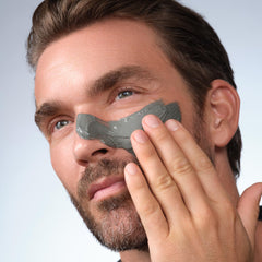 Caldera + Lab model applying mask showing easy application and even coverage