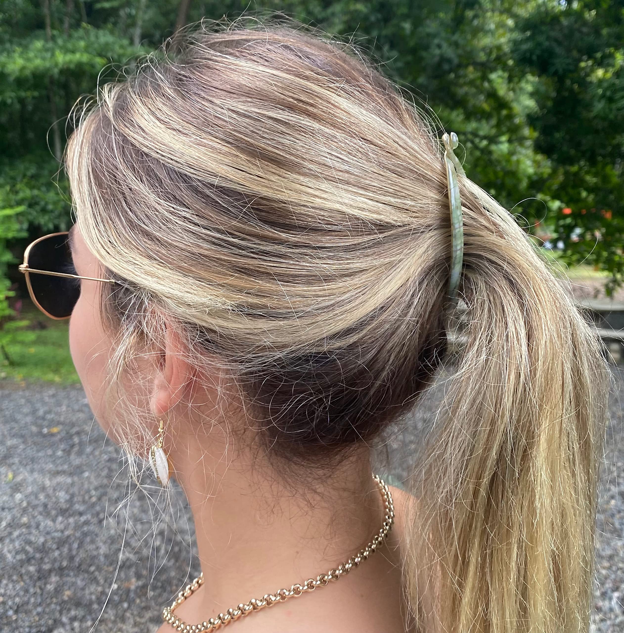 Camila Paris side profile highlighting curved 3.5-inch fit and comfort