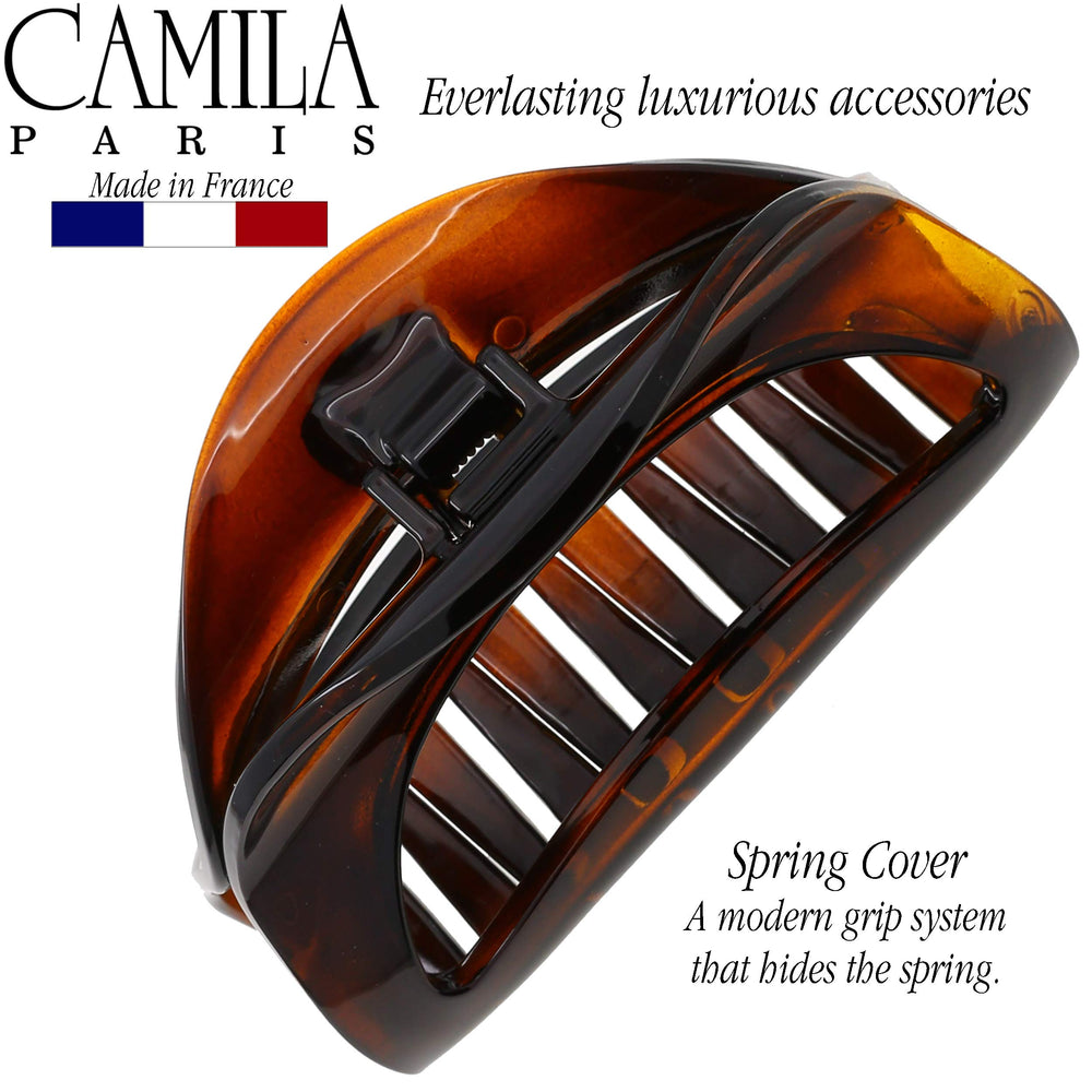 Camila Paris side profile open clip demonstrating jaw depth