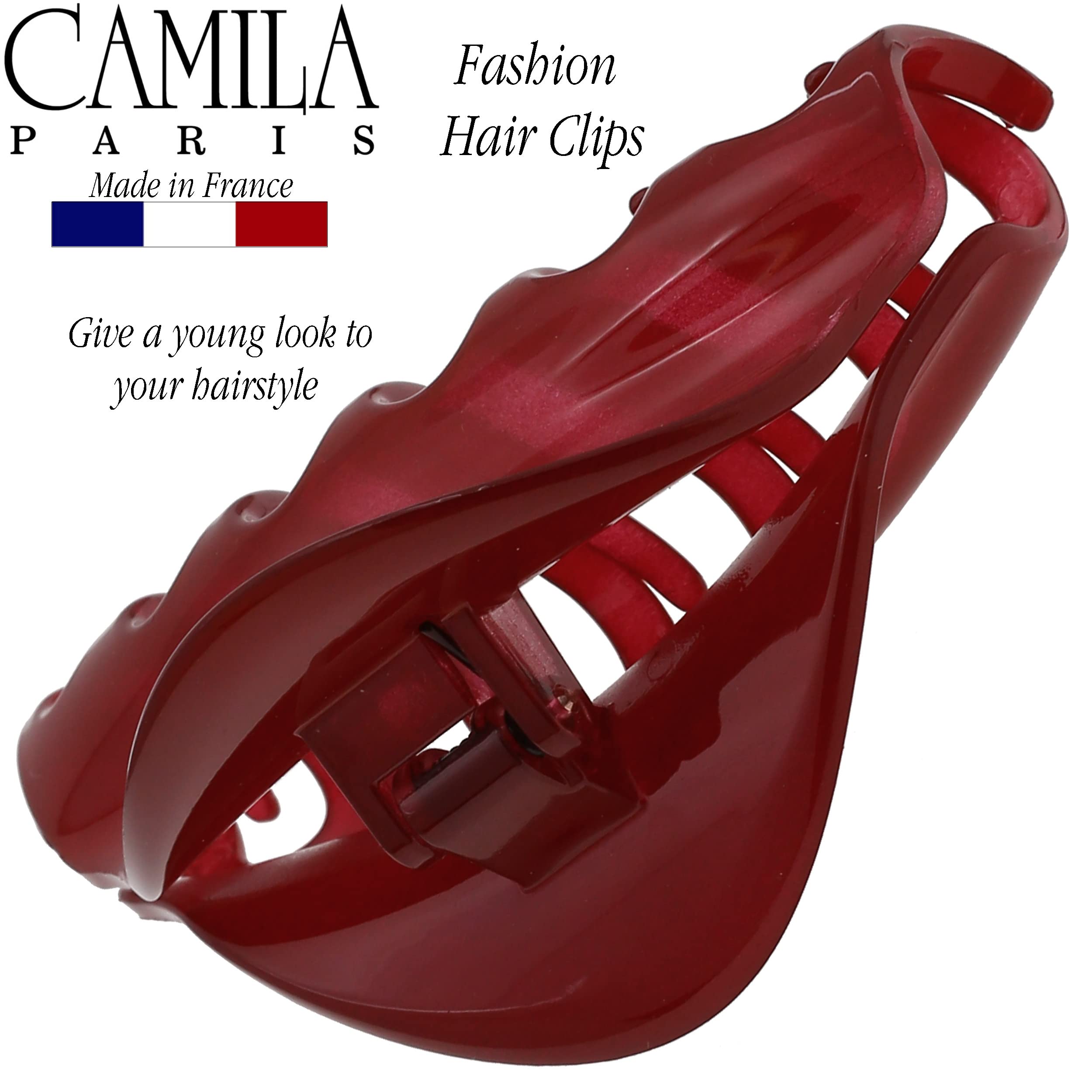 Camila Paris side profile displays wide jaw for large sections