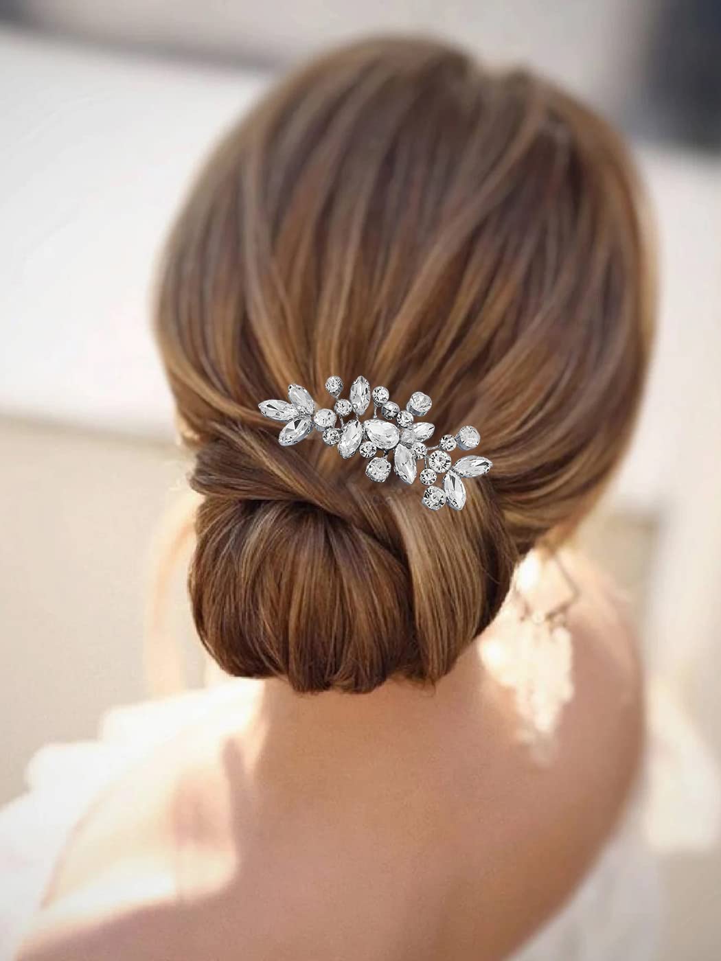 Catery comb styled on bridesmaid showing versatile coordination benefit