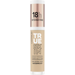 Catrice application wand close-up demonstrating precise placement benefit