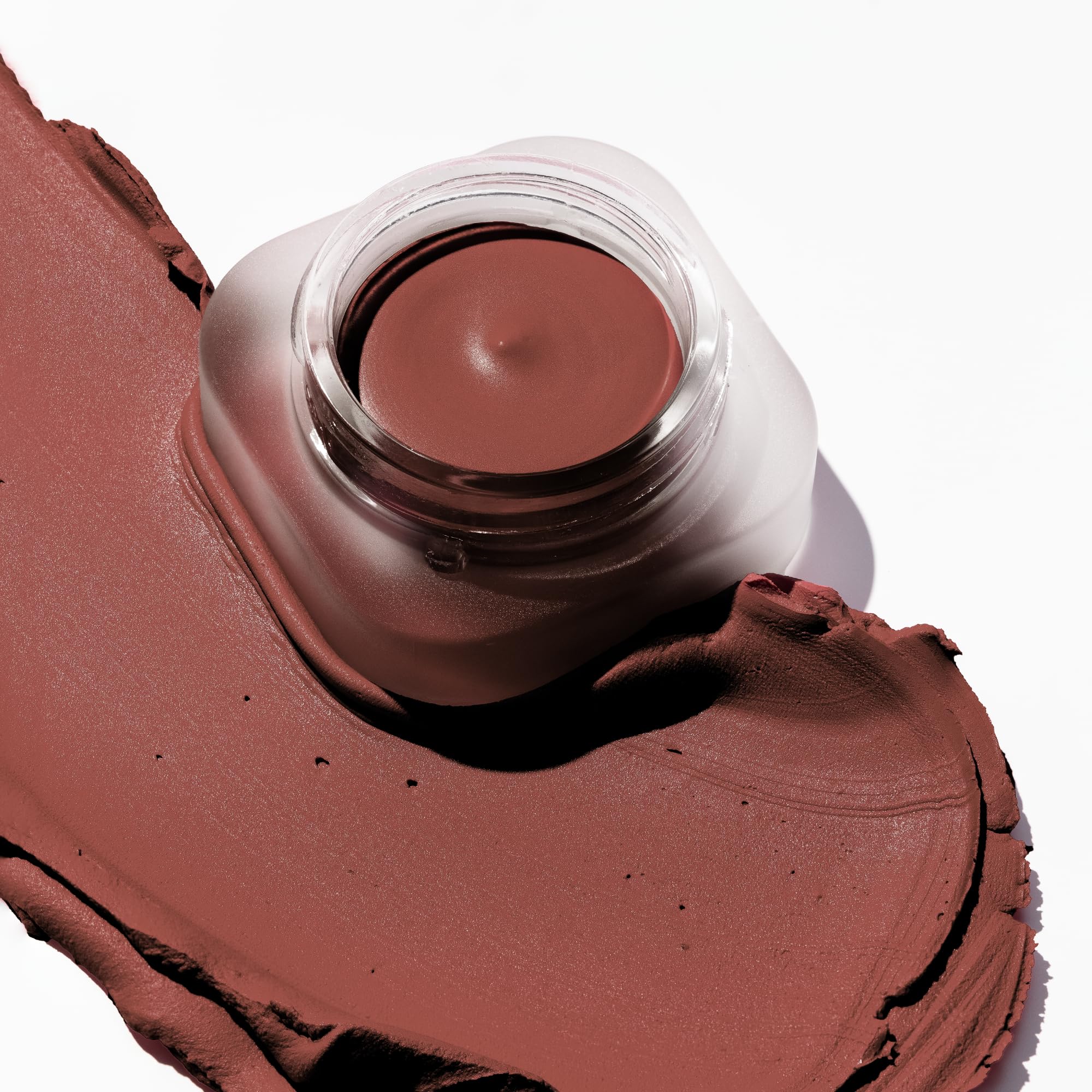 Catrice Velvet Pudding on fingertip ready for seamless application