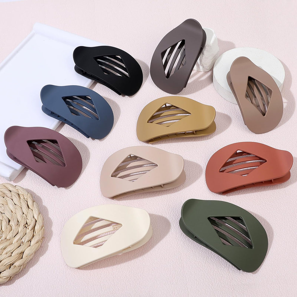 CHANDAT clip securing half-up hairstyle demonstrating reliable hold during activity