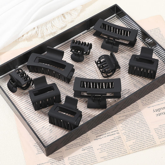 CHANDAT close-up of rectangle clip teeth and hinge highlighting secure grip