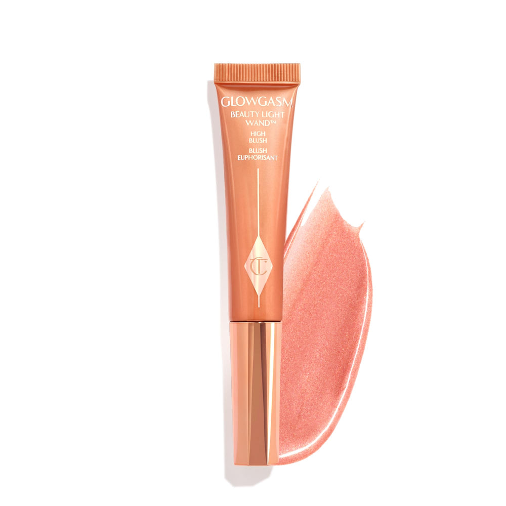 Charlotte Tilbury front packaging shows Peachgasm highlighter, easy identification benefit