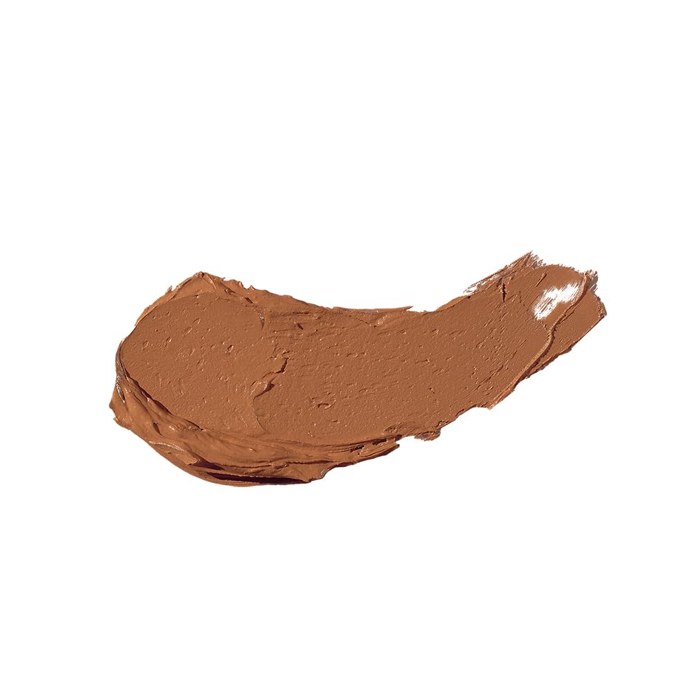 Charlotte Tilbury open jar close-up cream texture that blurs and hydrates skin