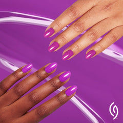 China Glaze brush detail demonstrating smooth application and streak-free benefit