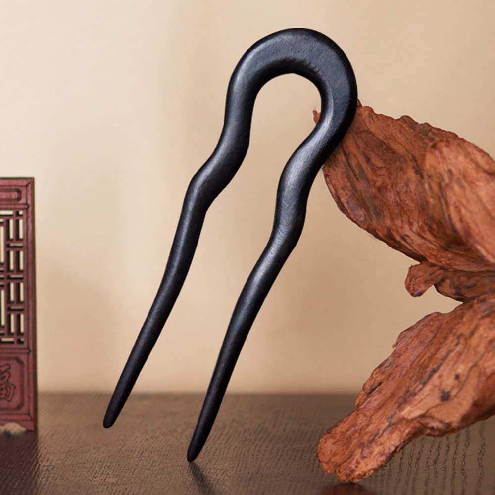 CHOISBEING sticks next to ruler shows scale and travel-friendly size