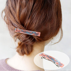 Cinaci metal spring detail shot highlighting durable clip for secure hold