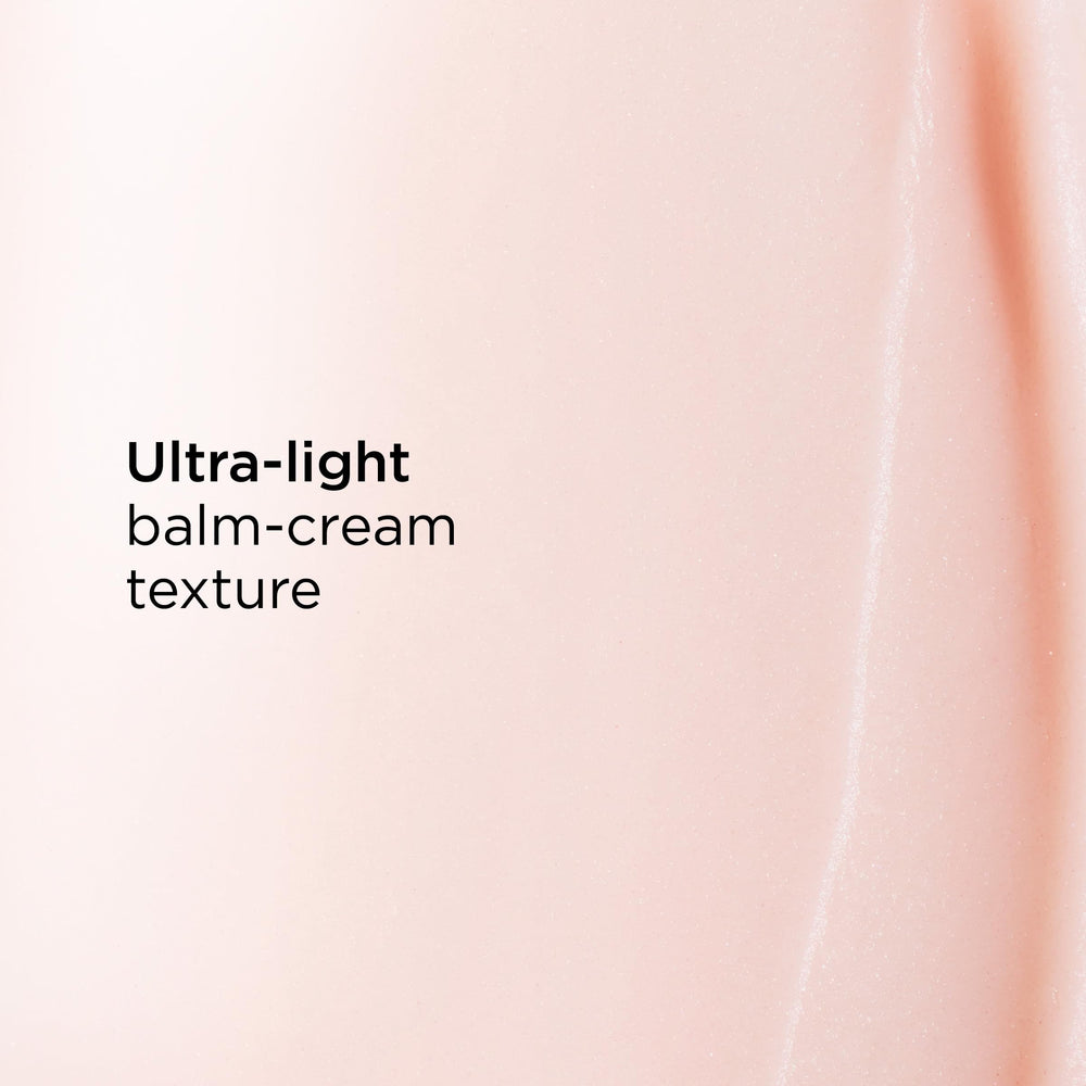 Clarins before and after pores comparison showing minimized pores benefit