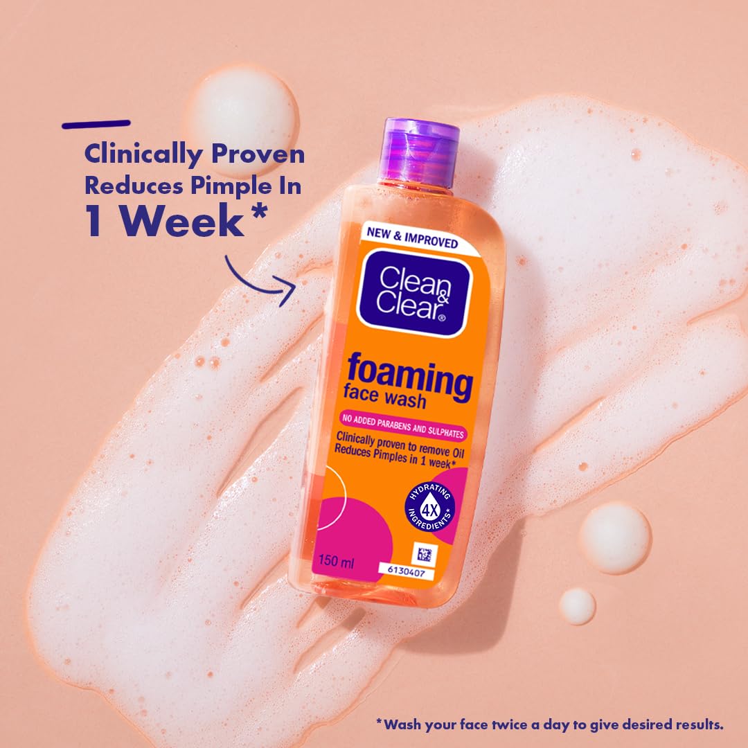 Foam on hand from Clean & Clear showing volume needed and quick rinse-off benefit
