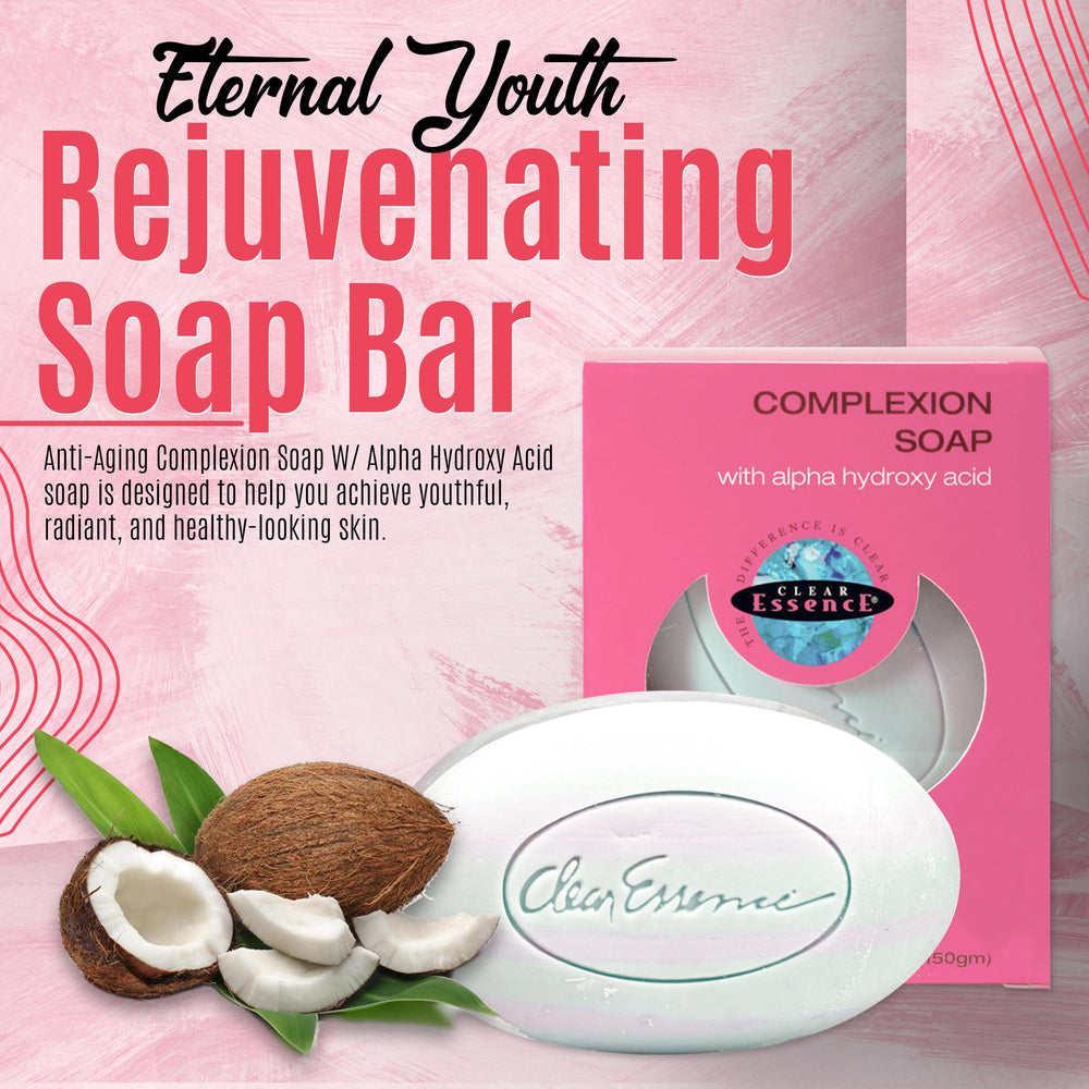 Clear Essence creamy lather foam demonstrating effective cleansing
