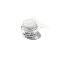 Clinique Repairwear texture close-up revealing cushiony cream for smoother skin
