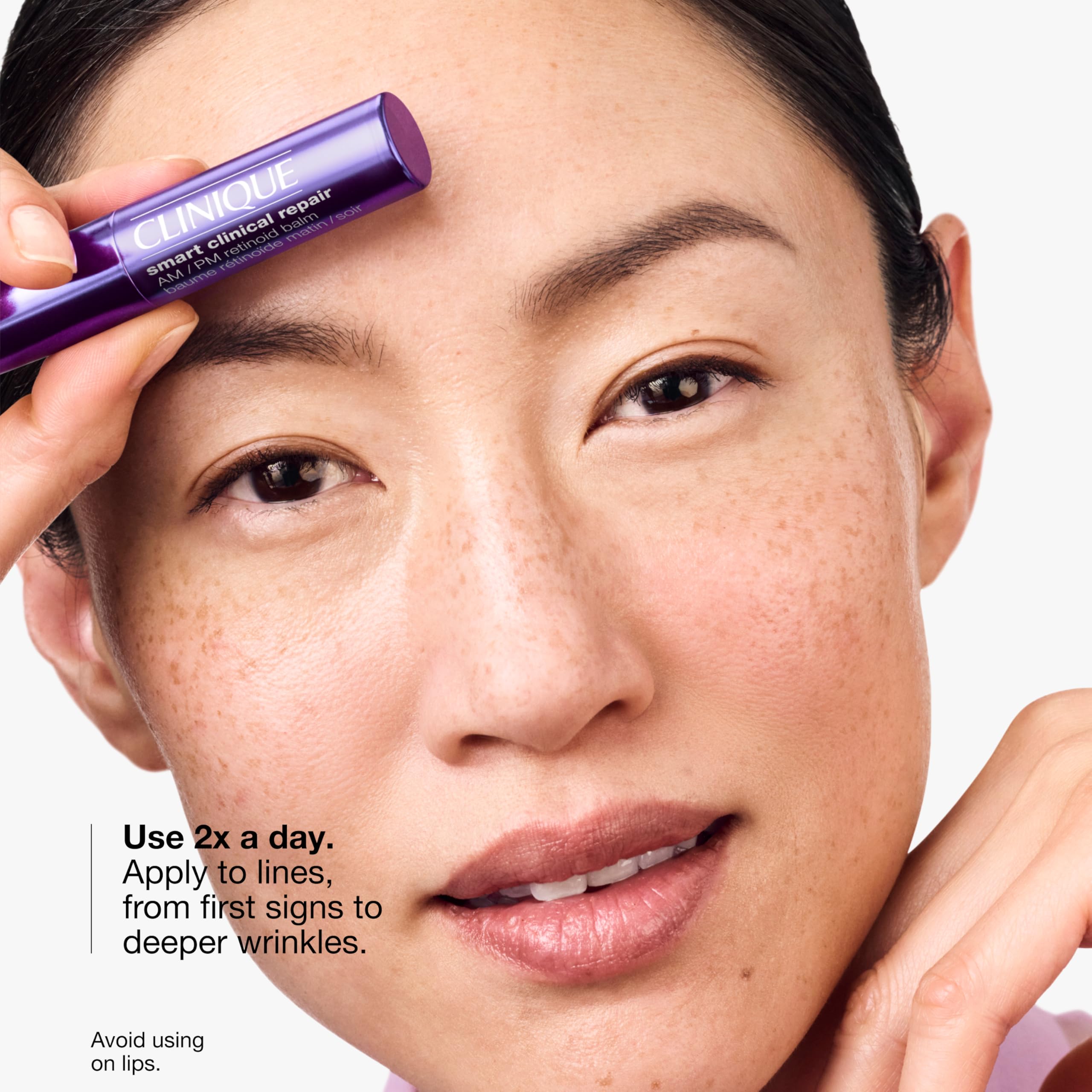 Clinique product label close-up displaying active retinoid and peptide ingredients