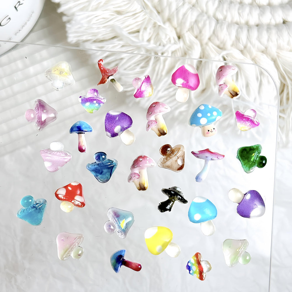 CnSybaris mushroom charms applied on gel nail demonstrating secure hold