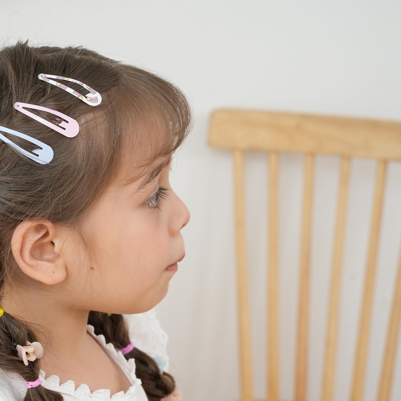 cocplok clip securing toddler hair for comfortable wear