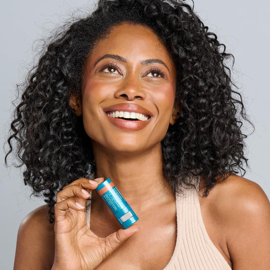 Colorescience bronze texture close-up highlighting creamy, hydrating finish
