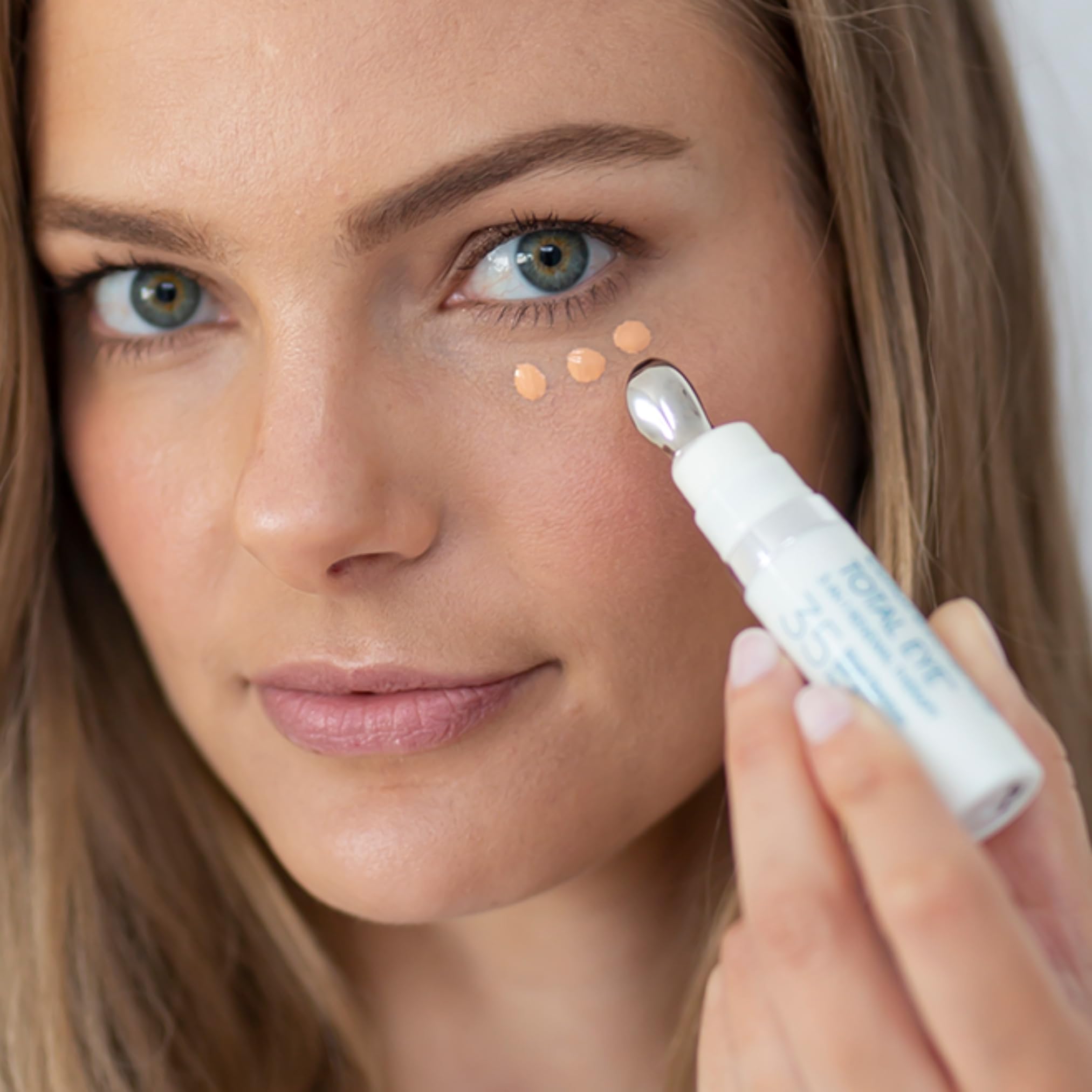 Colorescience Total Eye cooling applicator detail for soothing and de-puffing