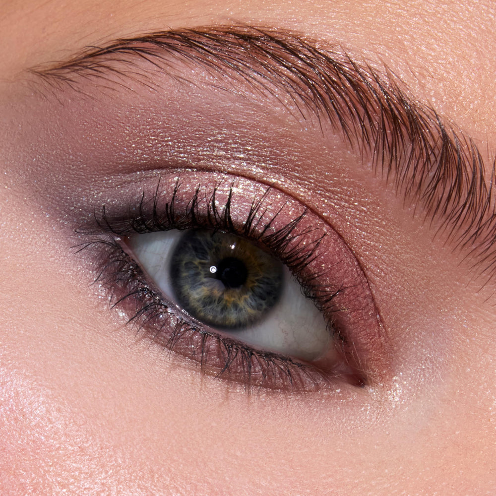 ColourPop Cullen Coven applied with shader brush for precise placement