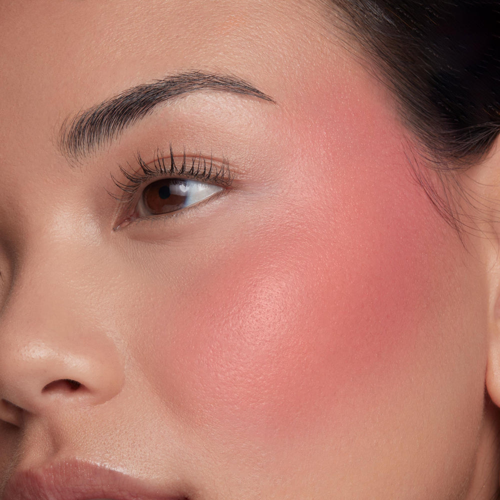 ColourPop texture droplet illustrating creamy hydrating formula