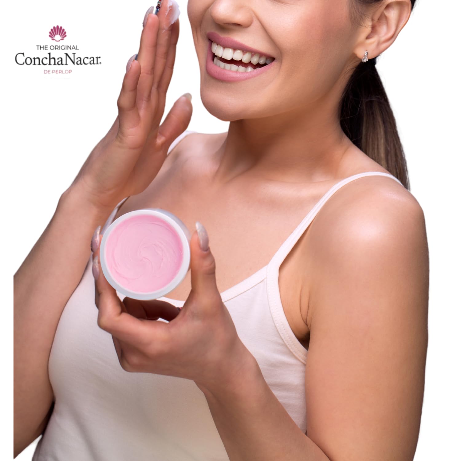 Concha Nacar cream with makeup brush indicating primer-ready surface benefit