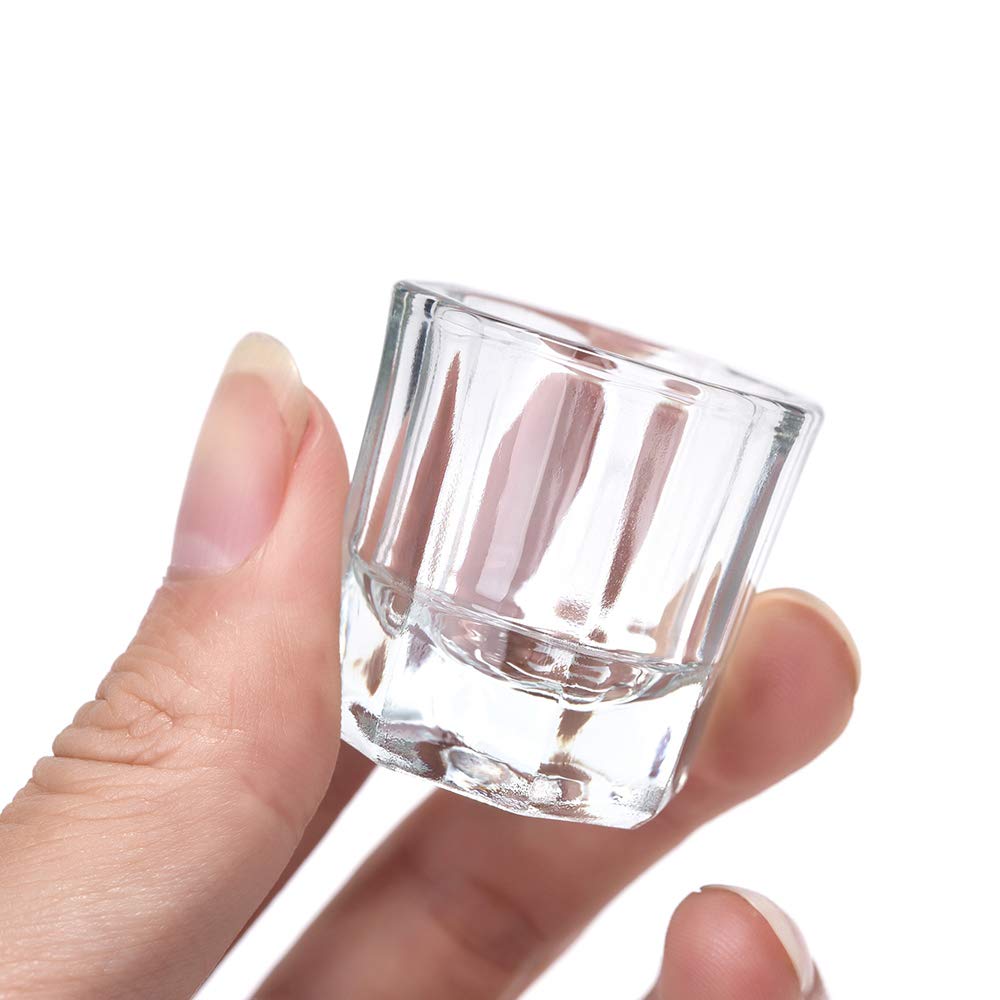 ConStore close-up of glass texture and lid fitting highlighting solvent-resistant durability