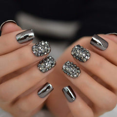 Coolnail close-up of reflective metal surface highlighting smoked chrome effect benefit: visible texture