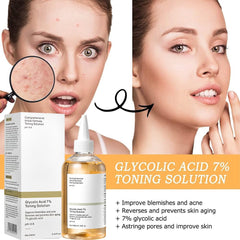 COSMOO close-up label highlighting glycolic acid strength