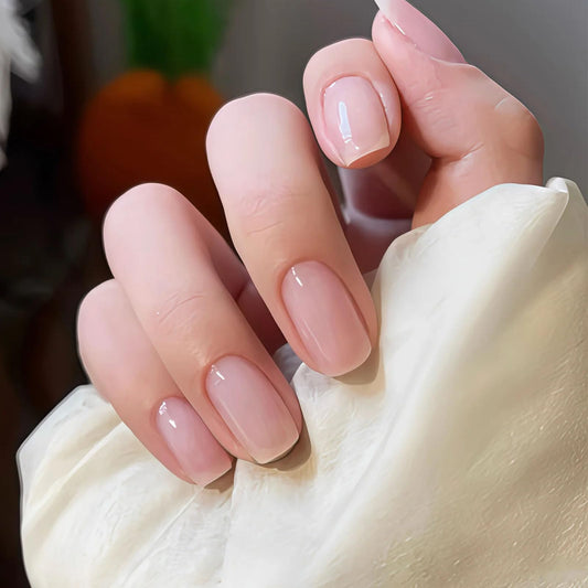 COSMOO brush and cap detail for precise, streak-free application