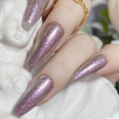 COSMOO close-up glitter texture reveals fine shimmer for high-shine finish