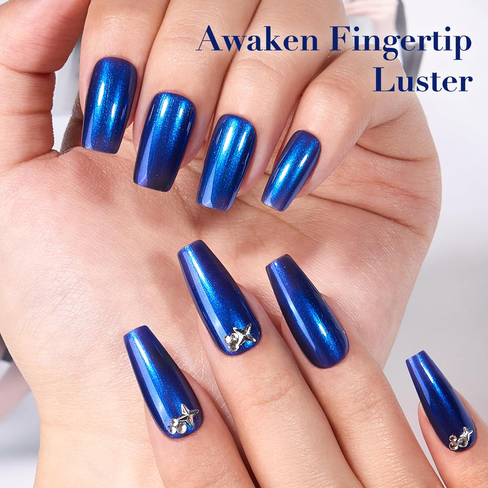 COSMOO close-up shimmer highlighting ultrachrome sparkle and reflective depth benefit