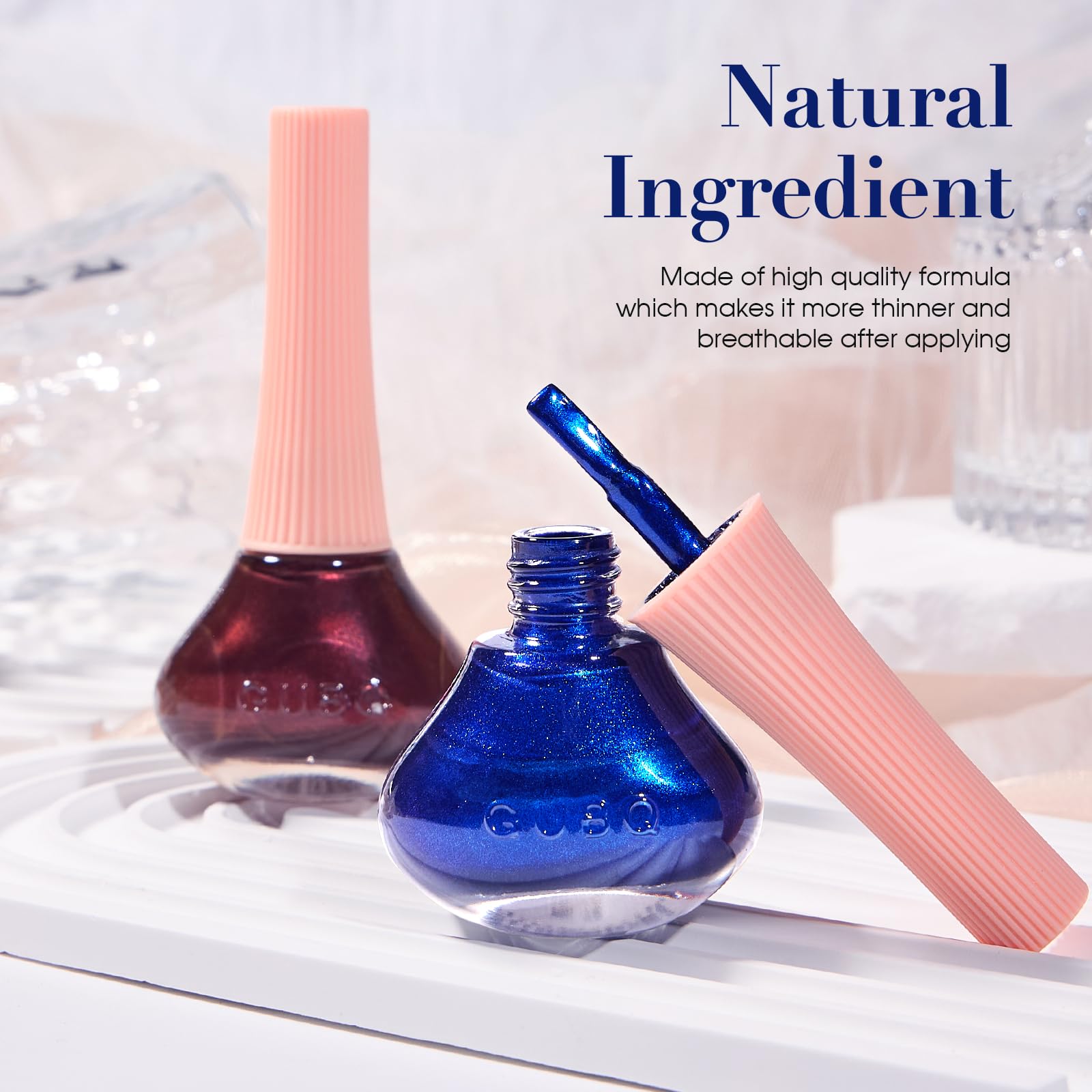COSMOO lifestyle handshot displaying polished nails and everyday style benefit
