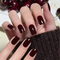 COSMOO Wicked polished fingertips in lifestyle setting showing durable shine