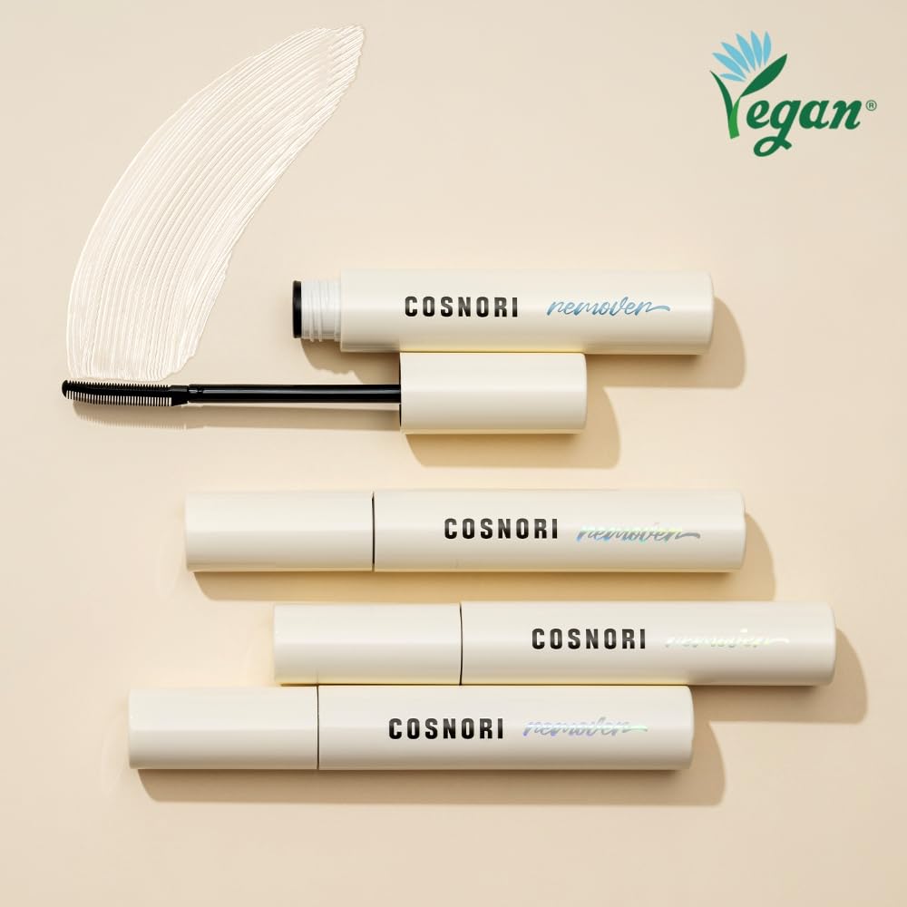 COSNORI gel texture closeup showing smooth oil‑gel consistency for effortless mascara breakdown