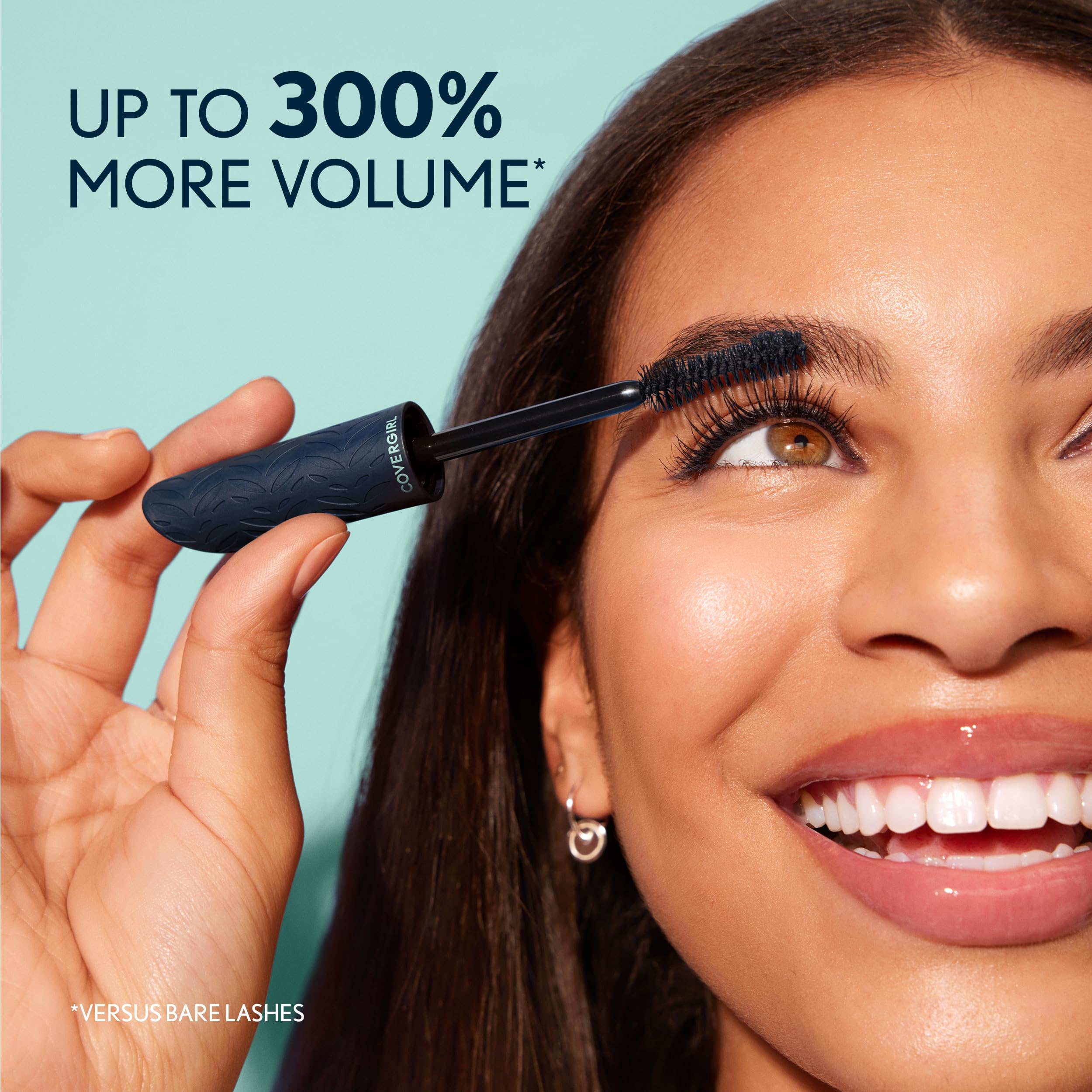 COVERGIRL Lash Blast Cleantopia lifestyle application on eyes showing natural-looking enhancement