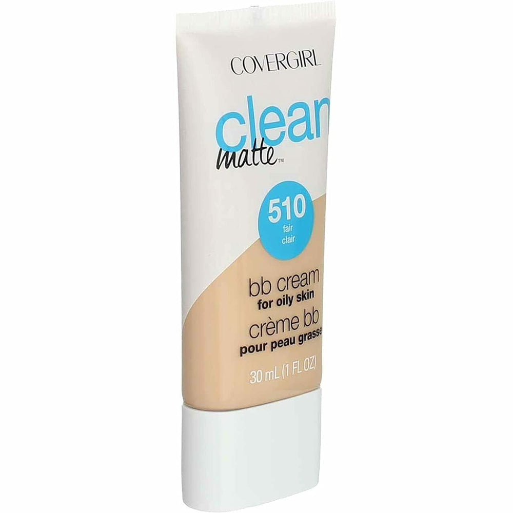 COVERGIRL close-up of cream texture showing smooth blendability and lightweight feel