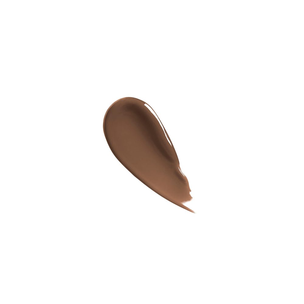 COVERGIRL applicator close-up demonstrating precise tip for even color application
