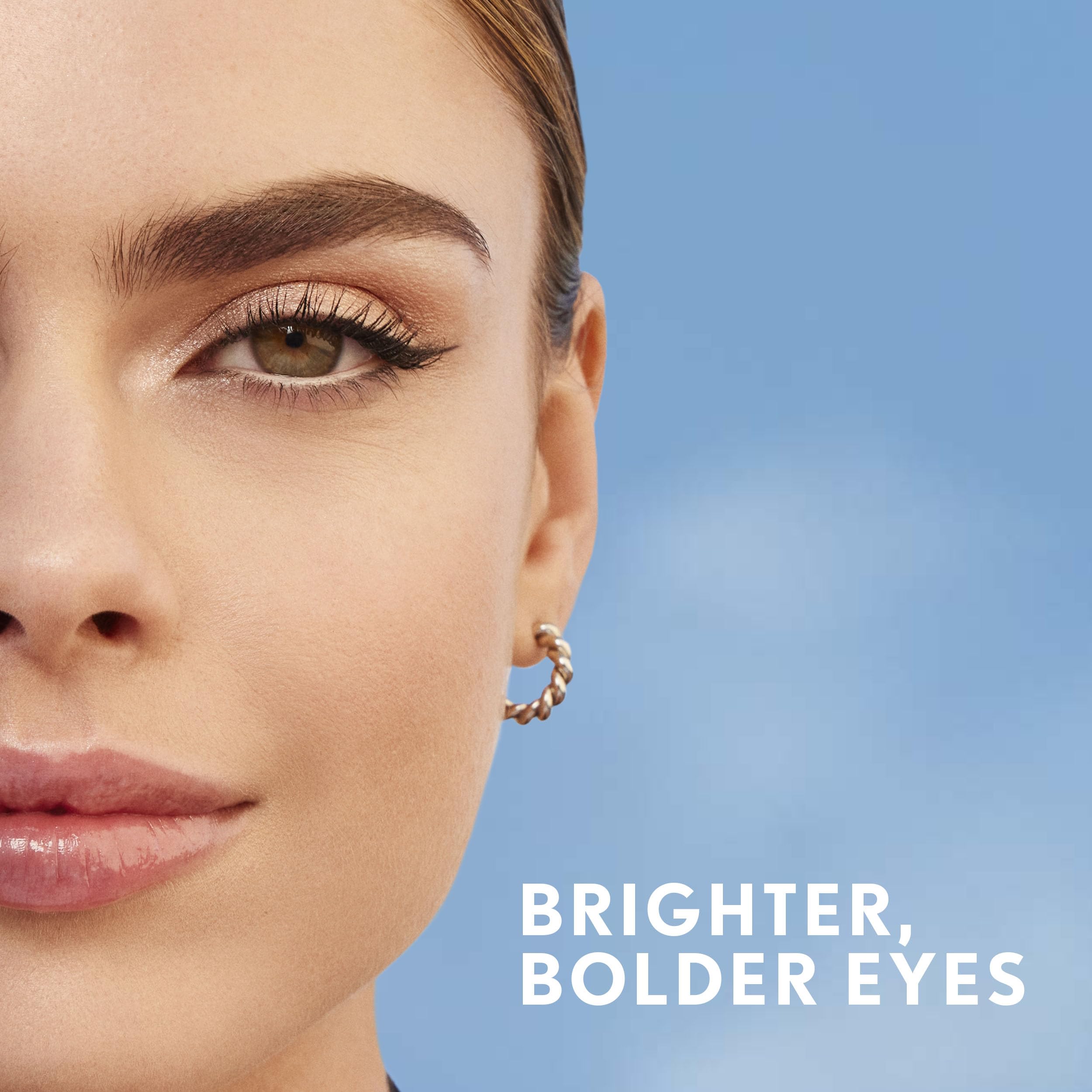 COVERGIRL model tightlining upper waterline demonstrating discreet lash definition