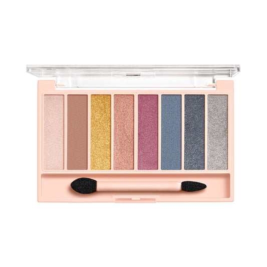 COVERGIRL close-up of pans highlighting pigment intensity and blendability benefit